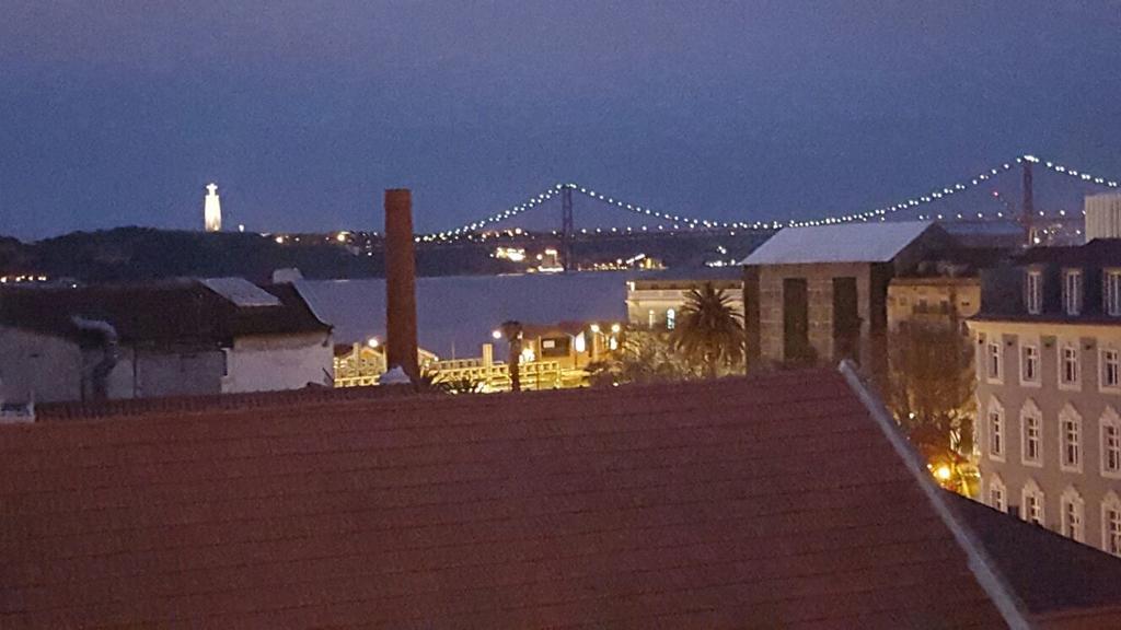 A Terrace On A Topfloor With A View Lisboa Kültér fotó